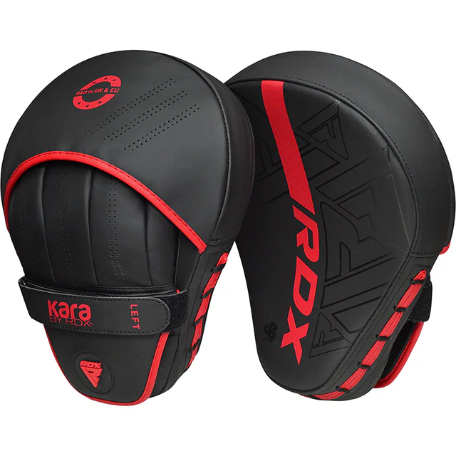 f6_kara_training_focus_pads_black_red_1__1_640x_crop_center.webp RDX F6 KARA Focus Pads - Image 19